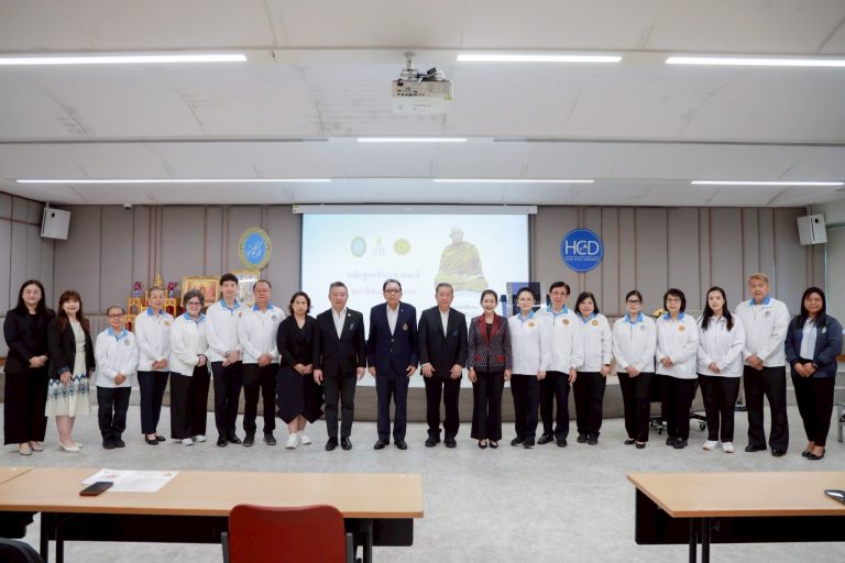 สถาบันภาษา ศิลปะและวัฒนธรรม มหาวิทยาลัยสวนดุสิต ร่วมกับมูลนิธิสถาบันพลังจิตตานุภาพ สาขา 28 และสำนักงานส่งเสริมการจัดประชุมและนิทรรศการ (องค์การมหาชน) จัดอบรมหลักสูตร “ชินนสาสมาธิ” (สมาธิชนะใจตนเอง)