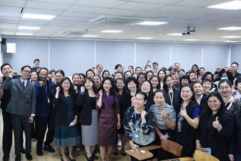 สถาบันภาษา ศิลปะและวัฒนธรรม ม.สวนดุสิต ร่วมกับ CPA Thailand จัดการทดสอบวัดระดับความรู้ความสามารถทางภาษาอังกฤษ (TOEIC Mock Test)